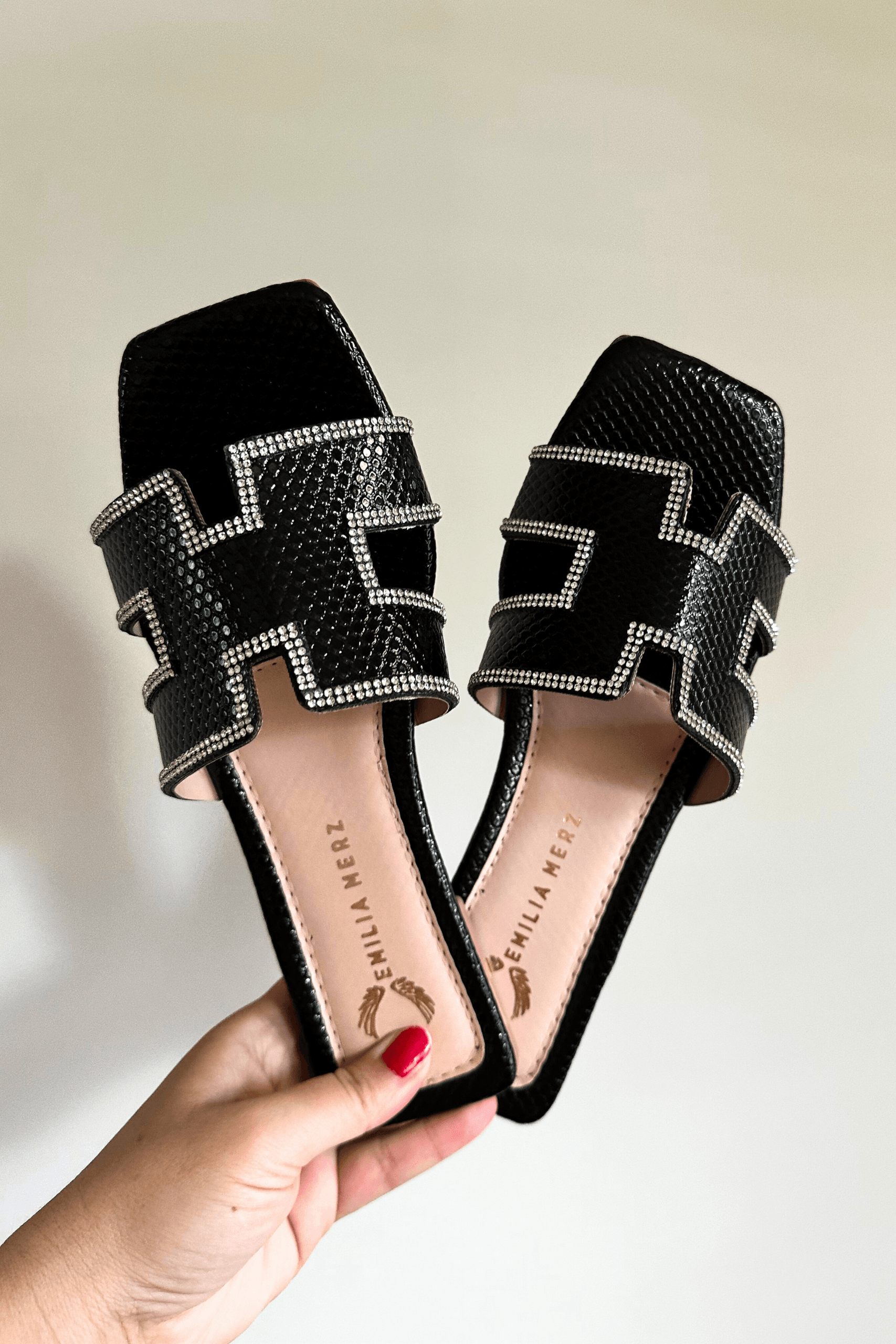 Dubai H Flats - Rhinestone Silver Black - Emilia Merz