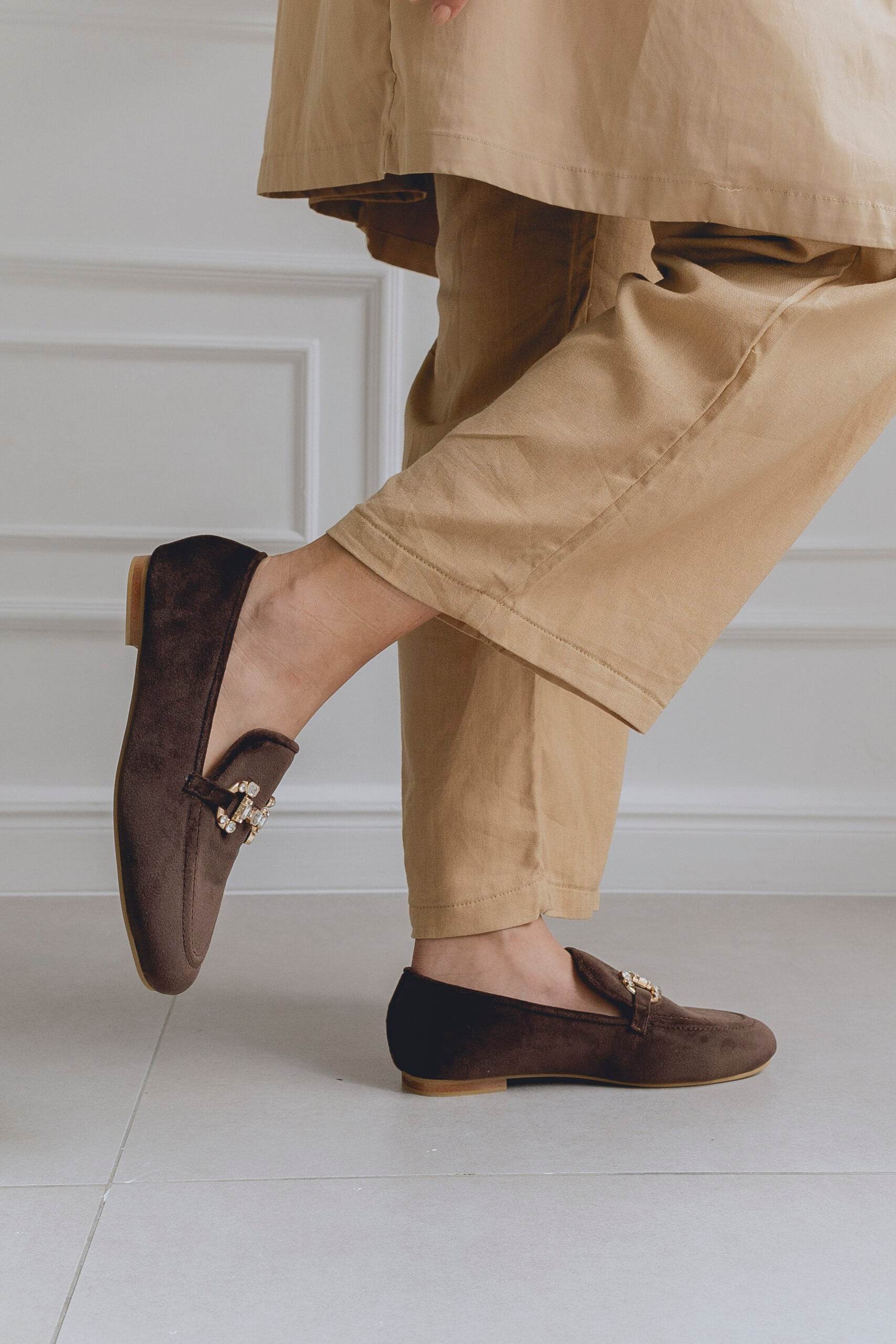 Luxury Velvet Loafers - Mocha - Emilia Merz