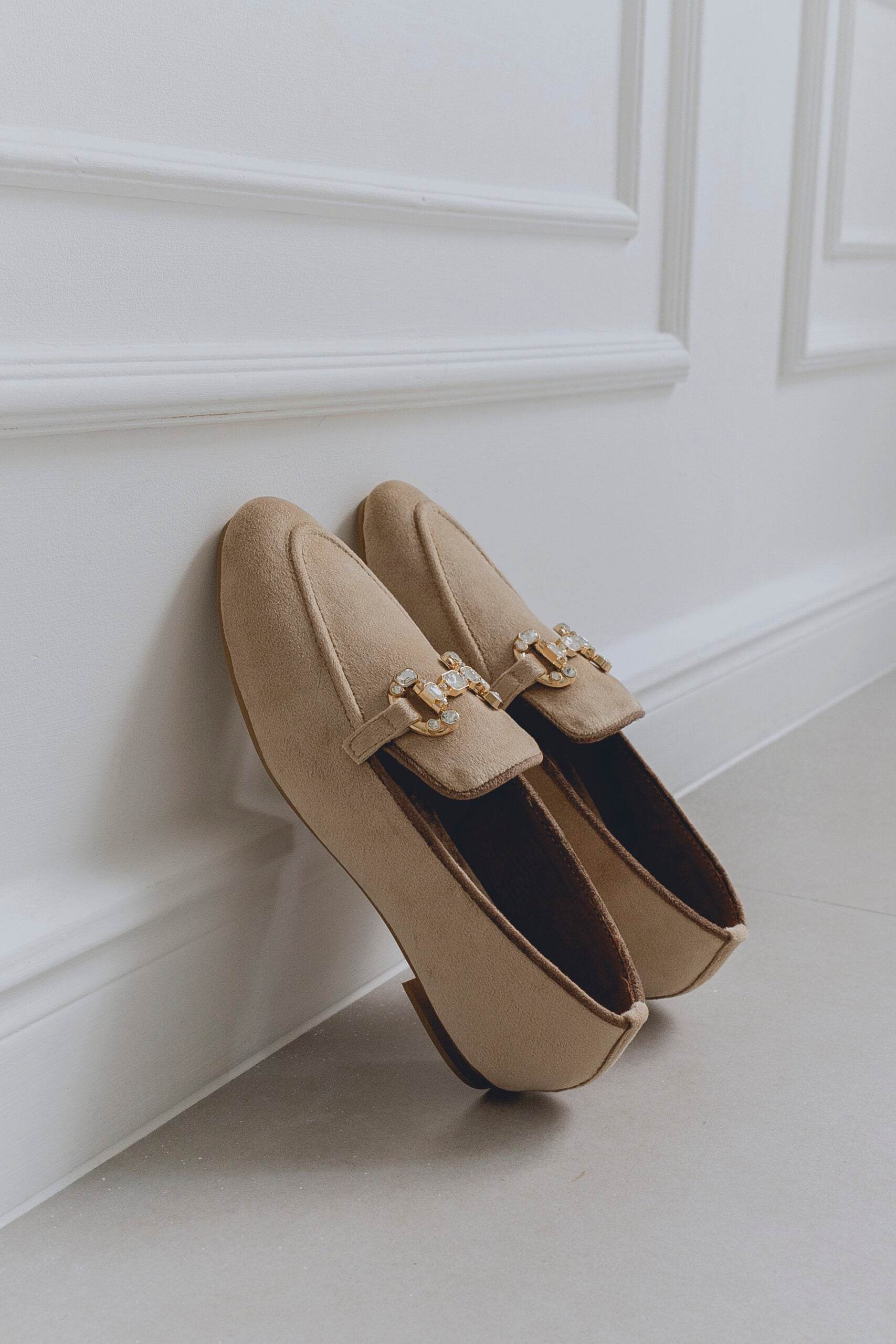 Luxury Velvet Loafers - Champagne - Emilia Merz