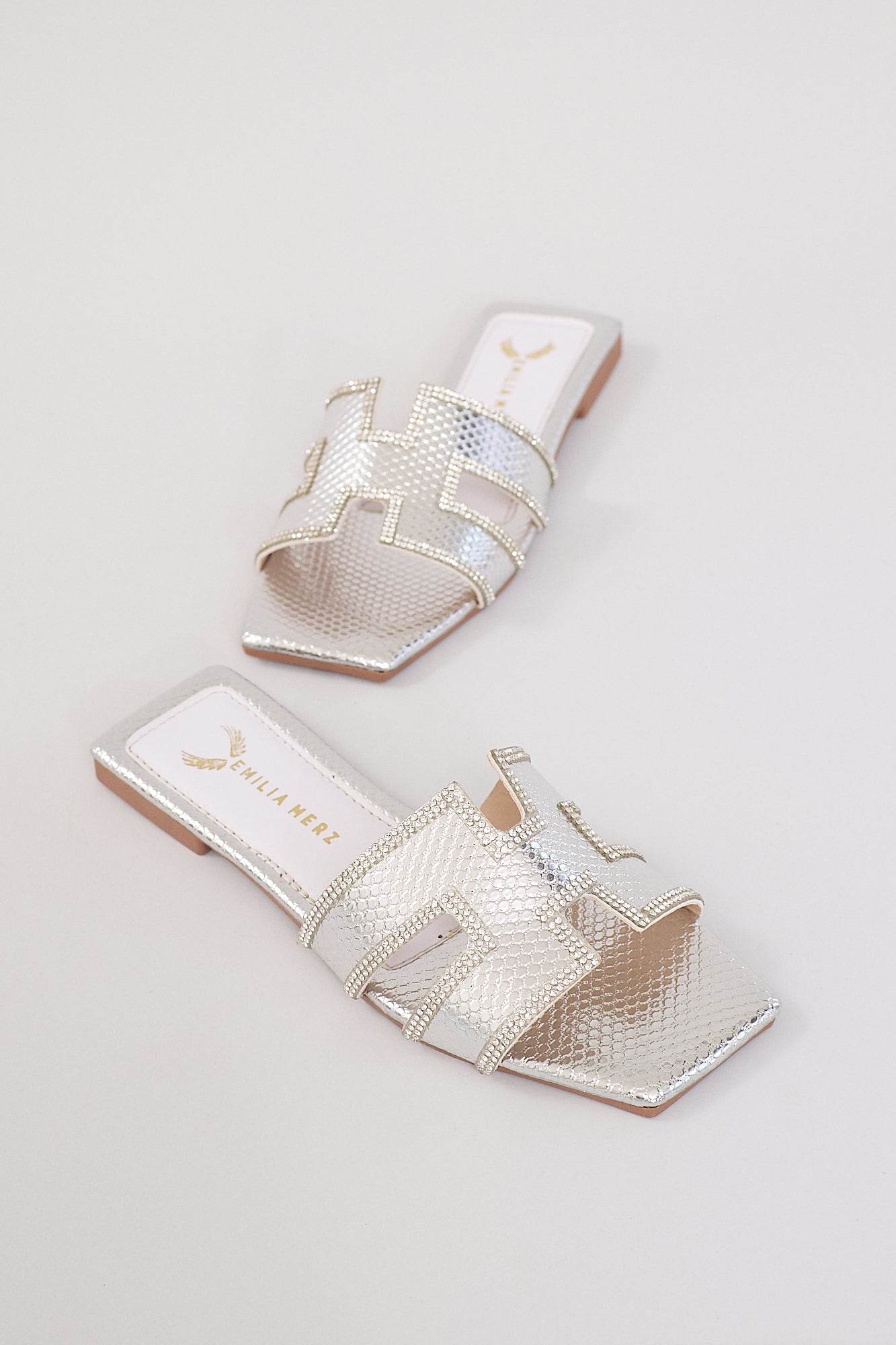Dubai H Flats - Rhinestone Silver - Emilia Merz